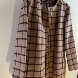 Talbots doubleface wool jacket. Size L. Chocolate & tan plaid with zipper front.